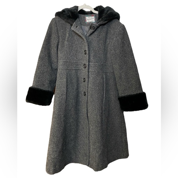 Rothschild Other - ROTHSCHILD UEC Girls Size 8 Gray Coat with Black Trim Hood Button Dressy Formal